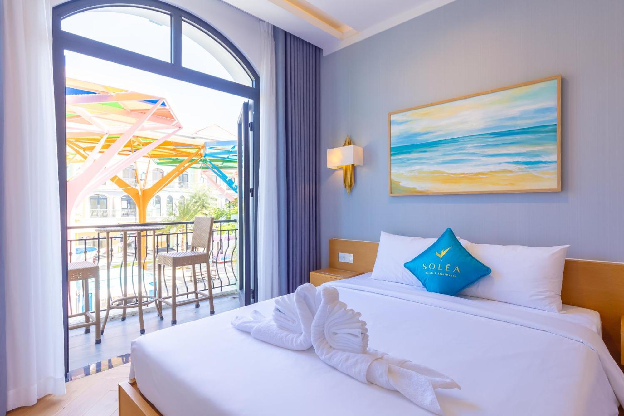 Solea Hotel Grandworld Дуонг-Донг Экстерьер фото